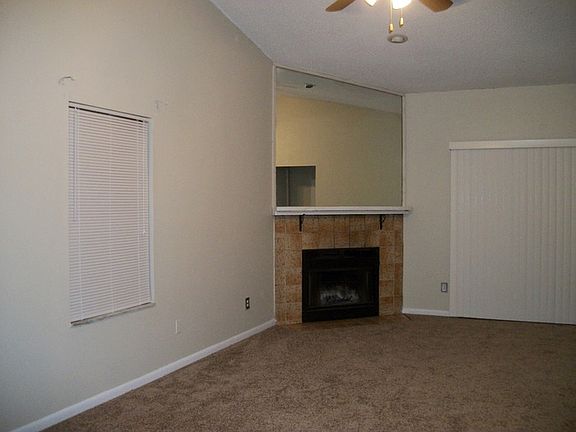 4th image of 1333 Jefferson Ave APT A