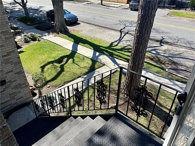 627 Jefferson Ave — Photo 15