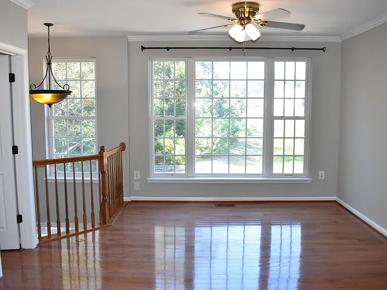 711 Galway Ln — Photo 11