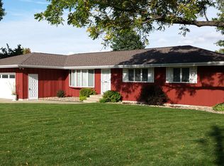 1416 N Capital St, Mitchell, SD 57301