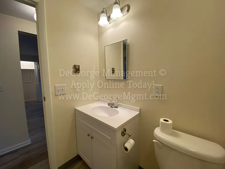 Parkview Apartments — Photo 18