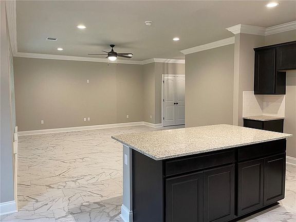 3rd image of 265 Hidden Cypress Dr