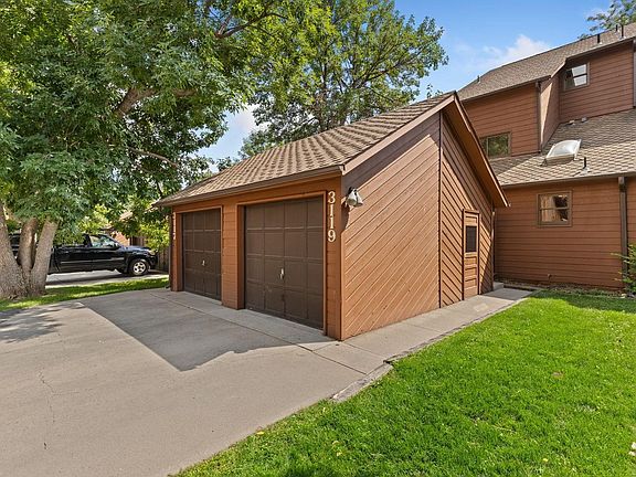 3rd image of 3119 Bell Dr