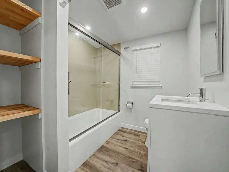 Hall Bath