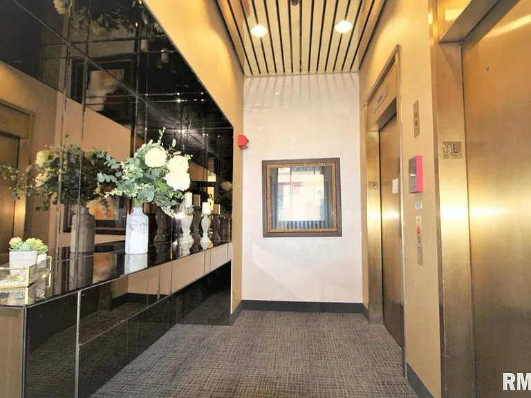 125 SW Jefferson Ave #W11W — Photo 11
