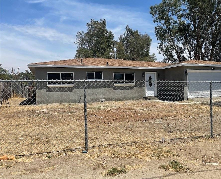 1st image of 9899 Carob Ave