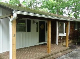 640 Holly Springs Estate Rd, Franklin, NC 28734