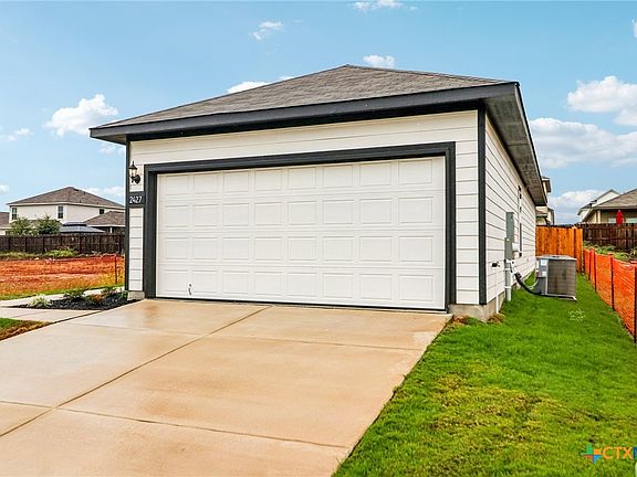 3rd image of 2427 Rambo Dr