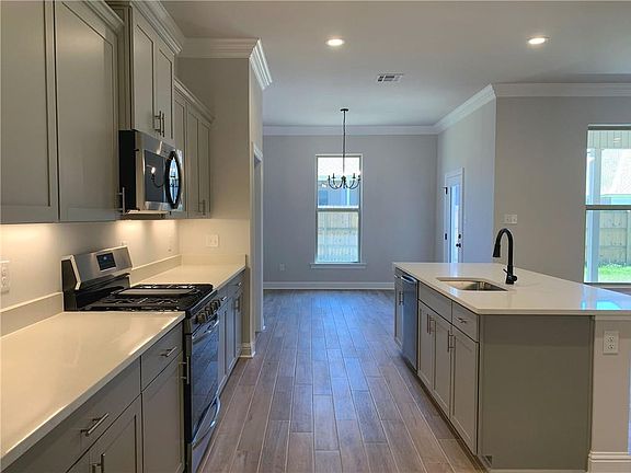 4th image of 44208 Huntley Rd