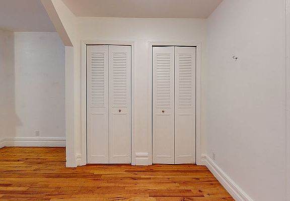 5th image of 682 Humboldt St APT 1