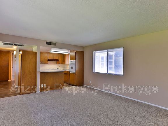 5th image of 224 N Macdonald APT H