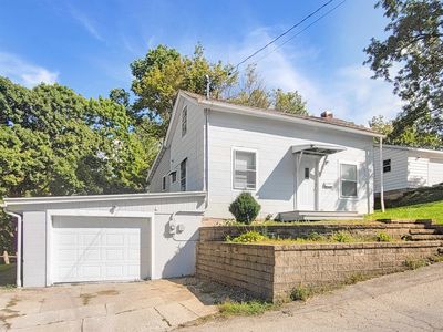 610 S High St, Galena, IL, 61036