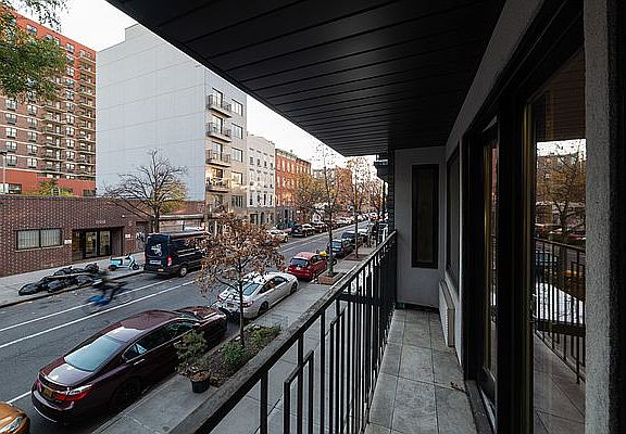 5th image of 887 Bergen St #2E