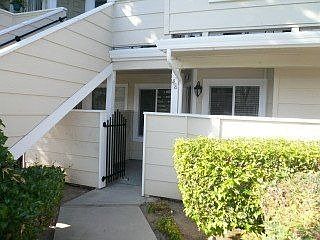 5th image of 48 Cherryton Ln