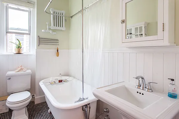 Sold by Owner | media 8