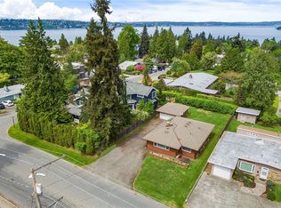 7210 SE 24th St, Mercer Island, WA 98040