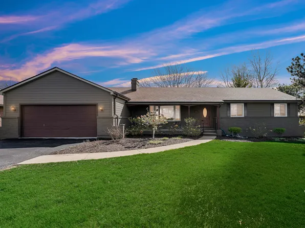 85 Larch Rd, Frankfort, IL 60423