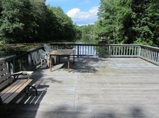 31 Rowell Rd, East Kingston, NH 03827