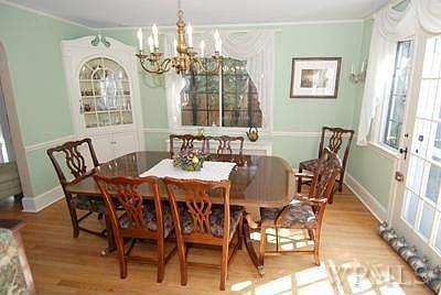 4th image of 7 Woody Ln