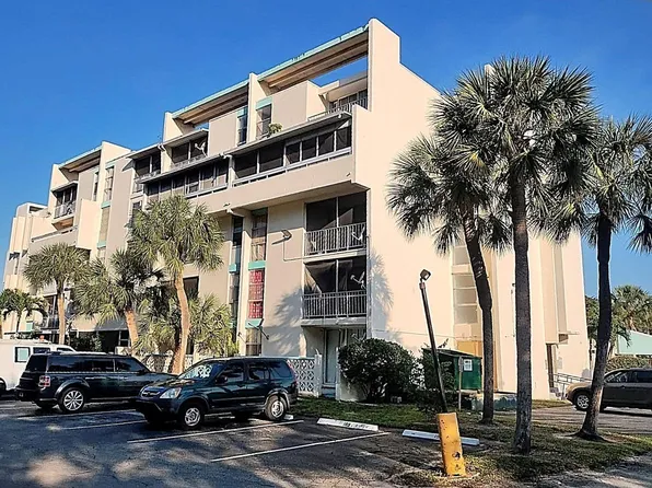 2017 NW 46th Avenue #409A, Lauderhill, FL 33313