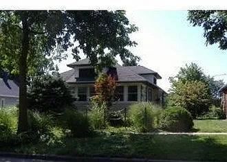 601 W Beardsley Ave photo 1