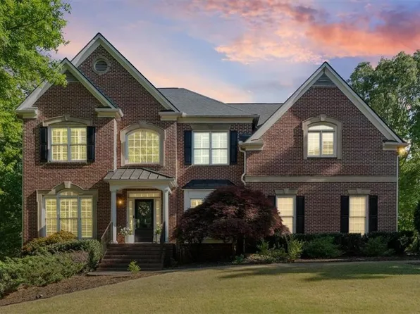 915 River Mist Dr, Suwanee, GA 30024