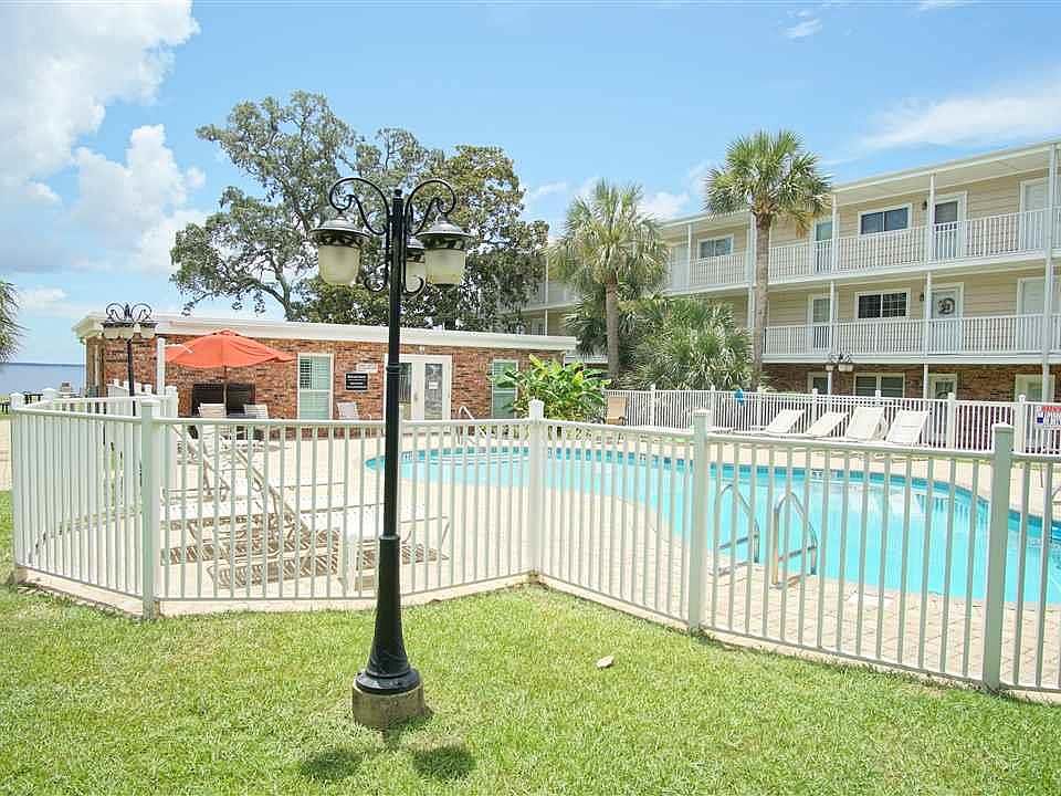 1st image of 710 Scenic Hwy APT 111