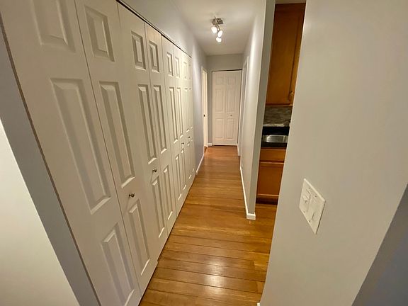 5th image of 1355 N Sandburg Ter APT 506