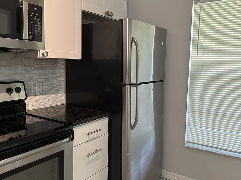 1632 SW Bascom Ave — Photo 5