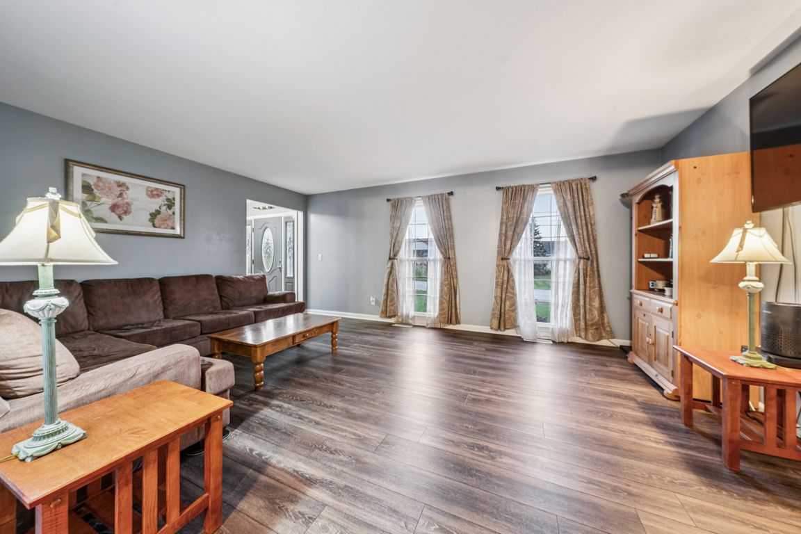 next background image