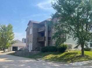 2873 Coral Ct APT 104, Coralville, IA