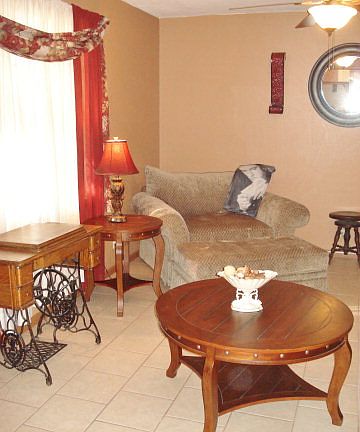 4th image of 1204 Whitney Dr