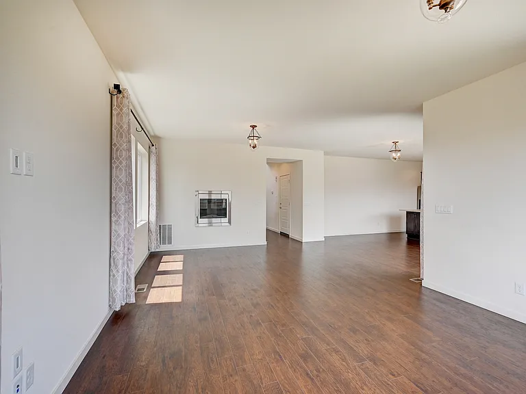 14034 Touchstone St — Photo 6