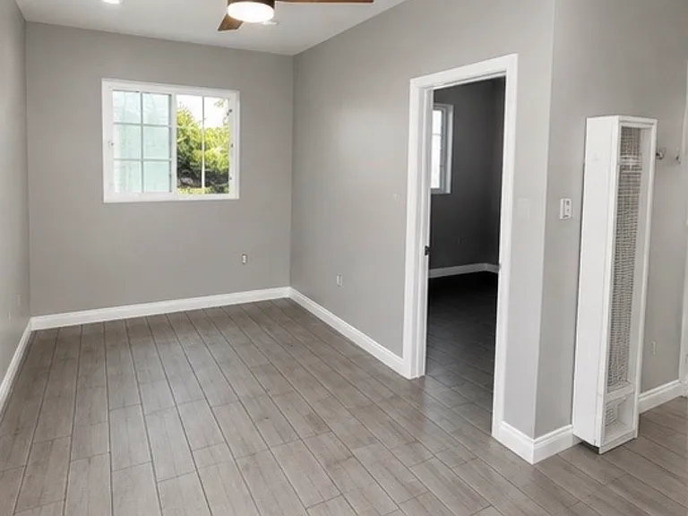 12310 Thorson Ave — Photo 1
