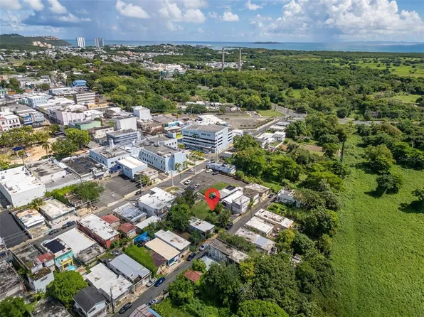15 CALLE LUIS MUÑOZ RIVERA, FAJARDO, PR 00738