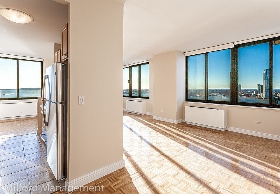 1st image of 99 Battery Pl APT 25D