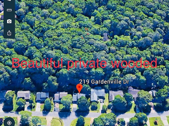 2nd image of 219 Gardenville Dr