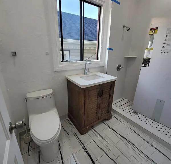 2925 Wheeler St #5 — Photo 2