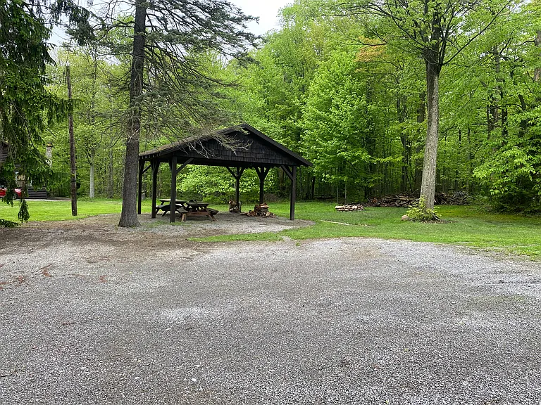 6310 Ward Rd — Photo 36