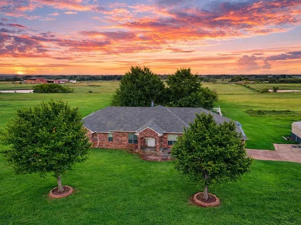 104278 Homestead Dr, McLoud, OK 74851