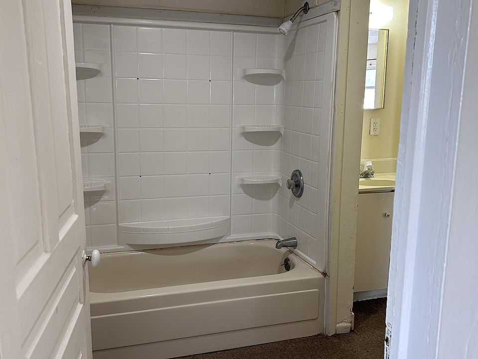 306 E Fifth St 1 306 E 5th St Clare MI Zillow