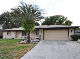 10110 Canterbury Dr, Leesburg, FL 34788