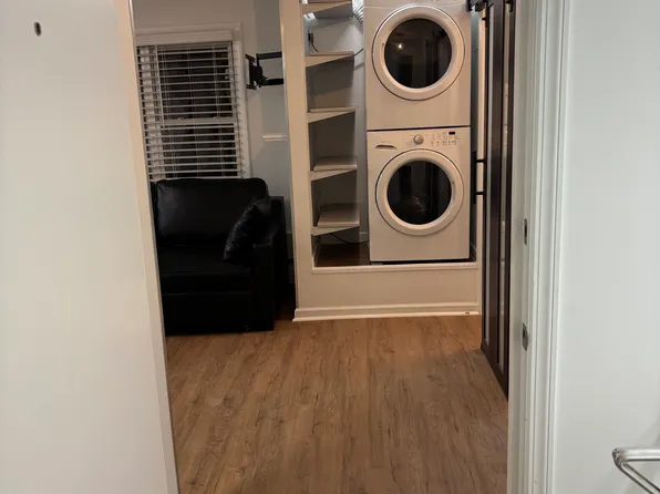 589 Bramhall Avenue image 1 of 13