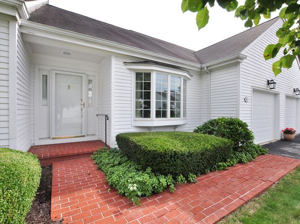 8 Dickinson Ct UNIT 8