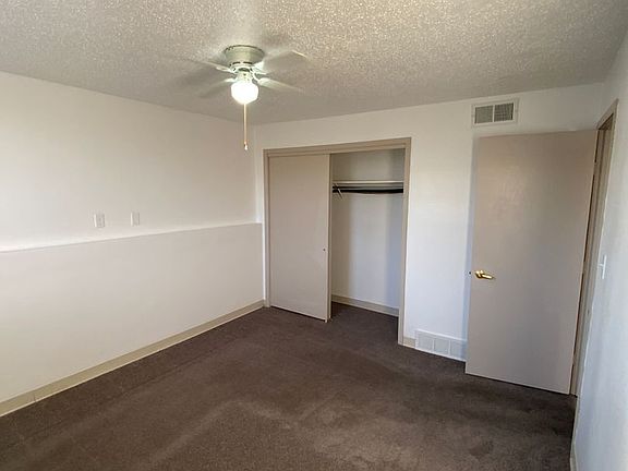 4th image of 407 Melody Ln #4