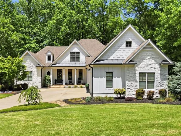 214 Heritage Town Pkwy, Canton, GA 30115