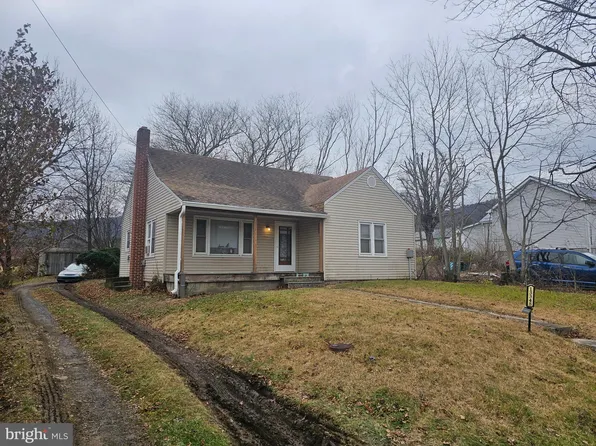 13348 Main St, Fort Loudon, PA 17224