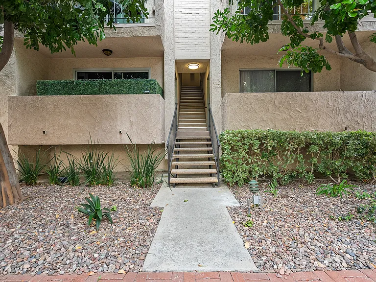 5055 Coldwater Canyon Ave #217 — Photo 9