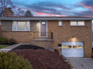 477 Holdsworth Dr, Pittsburgh, PA