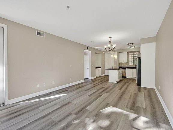 4th image of 800 N 8th St Unit 103